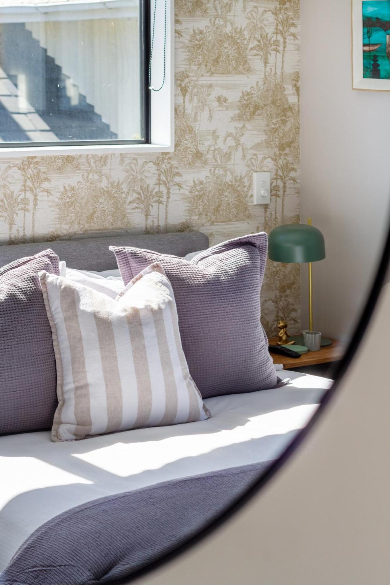 Latimer Square Luxe: 1Br W/ Sofa Bed Christchurch Eksteriør bilde